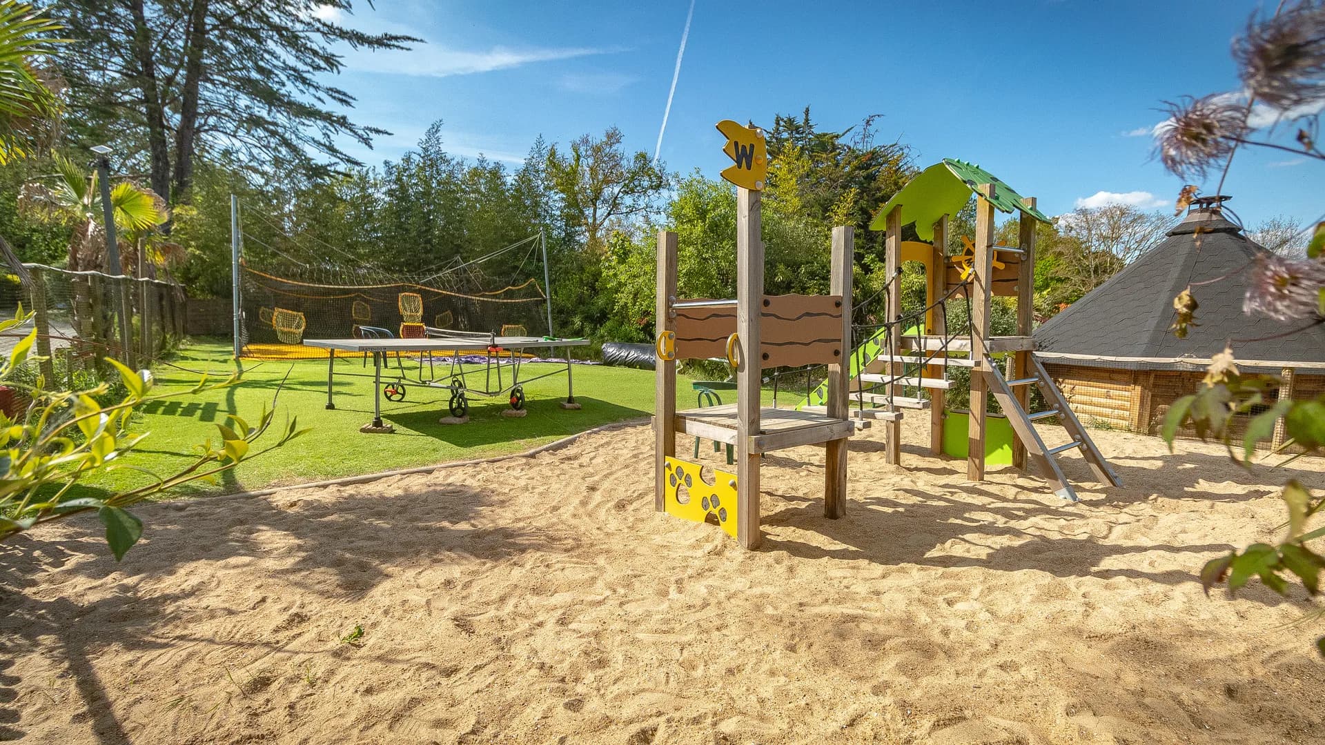Air de jeu camping les parcs