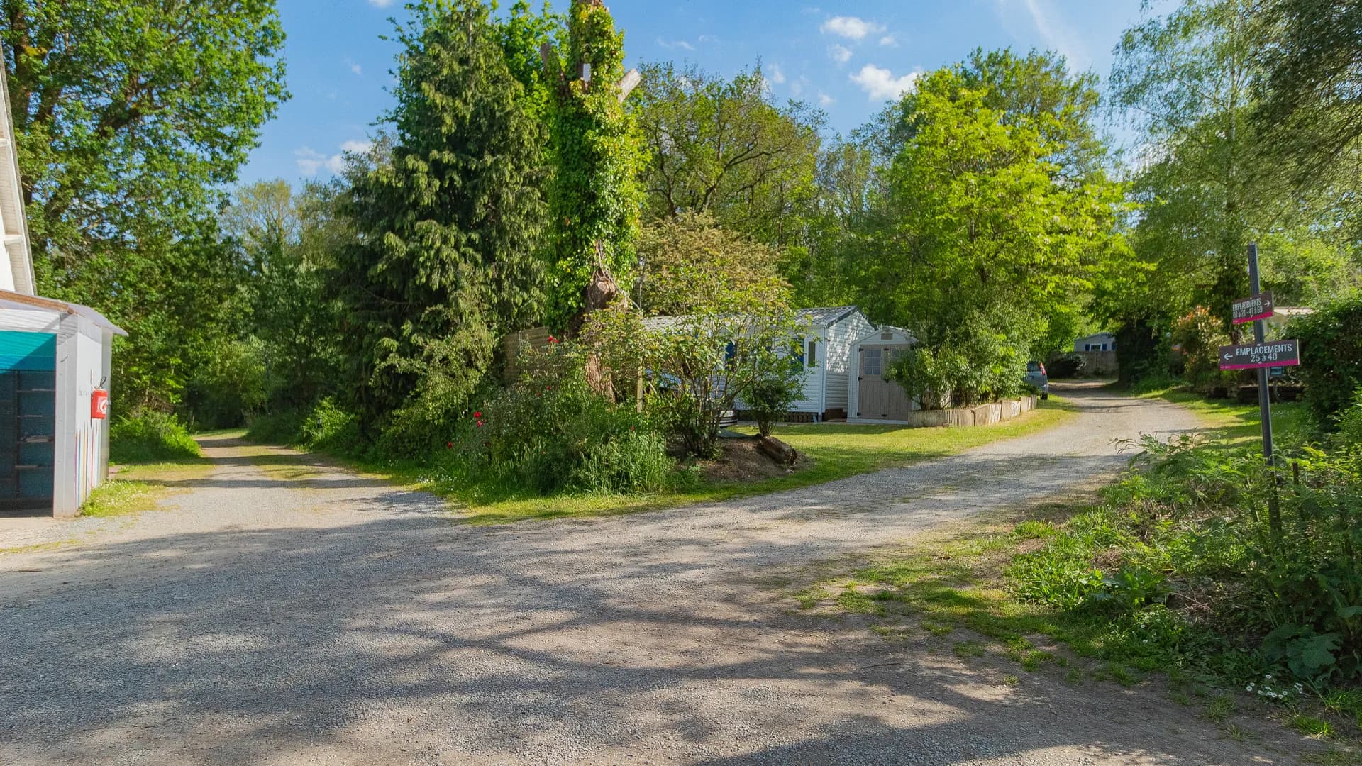 Allée du camping